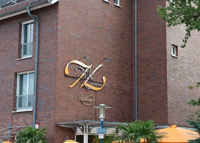 Zum Deutschen Eck Hotel 3*